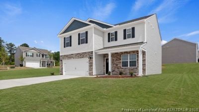 701 Lazy Elm Lane, Aberdeen, NC 28315 Main Photo