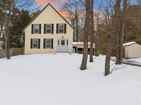 32 Summer Street, Georgetown, MA 01833