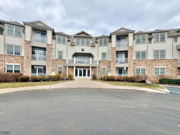 356 Victoria Drive, Bridgewater, NJ 08807