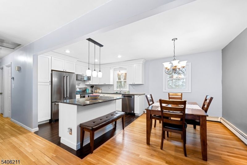 20 Roosevelt Dr, Ogdensburg, NJ 07439 Main Photo