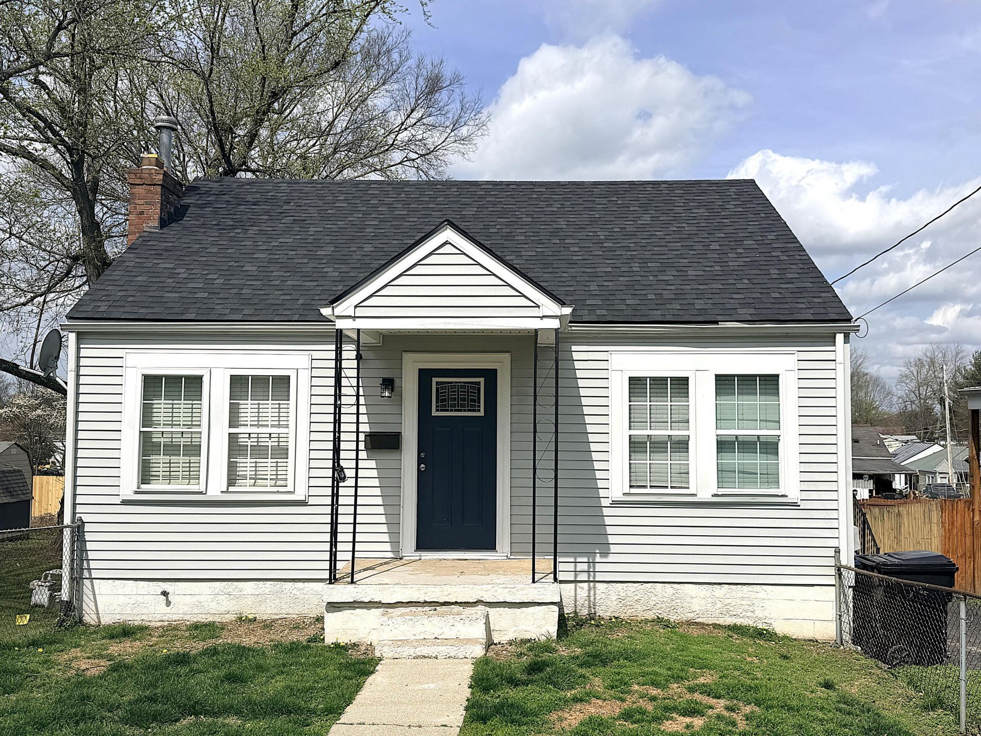216 Laffoon Drive, Frankfort, KY 40601 Main Photo