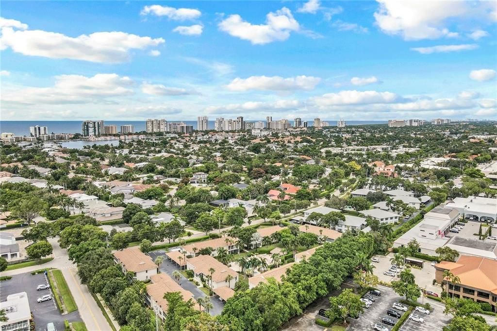 3200 Binnacle Dr , Unit B4, Naples, FL 34103 Photo