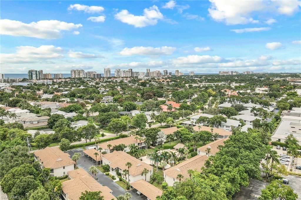 3200 Binnacle Dr , Unit B4, Naples, FL 34103 Photo