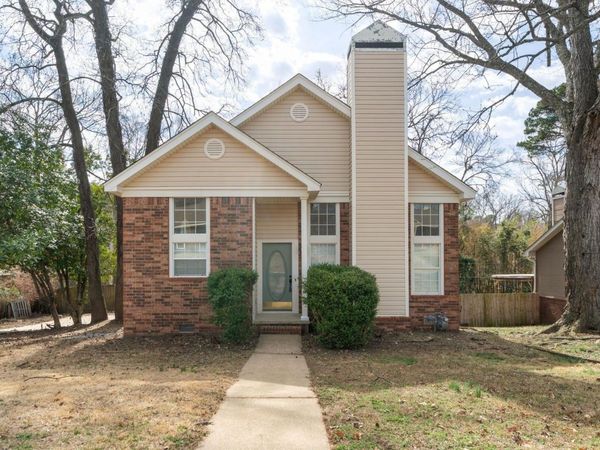 18 Summerwood Drive, Benton, AR 72019