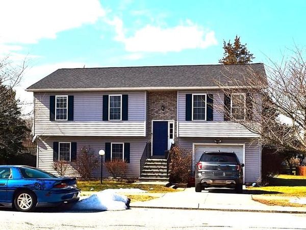 99 JESSICA DRIVE, GETTYSBURG, PA 17325