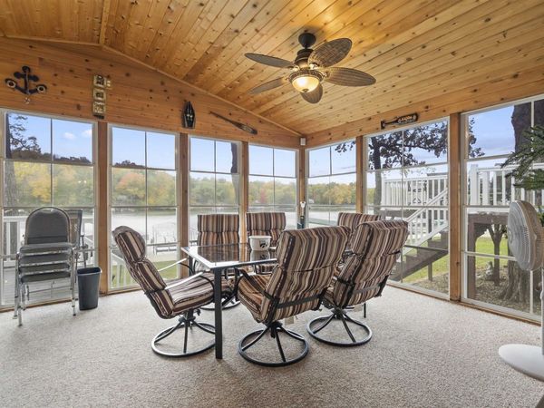 21710 259th Street, Delhi, IA 52223