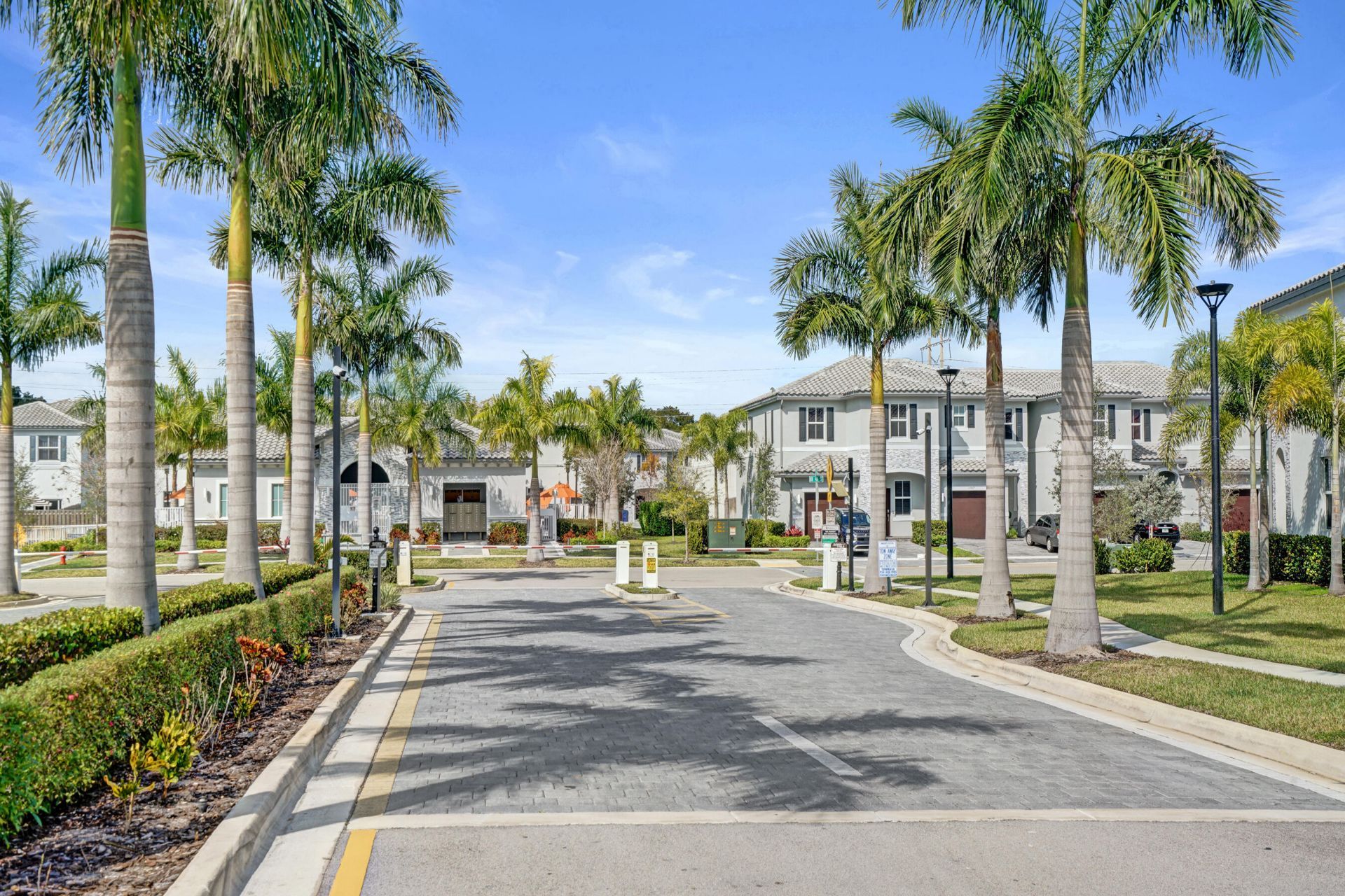 11966 NW 47th Manor, Coral Springs, FL 33076 Photo