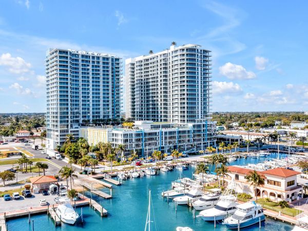 220 Lake Shore Drive, Unit 502, Lake Park, FL 33403