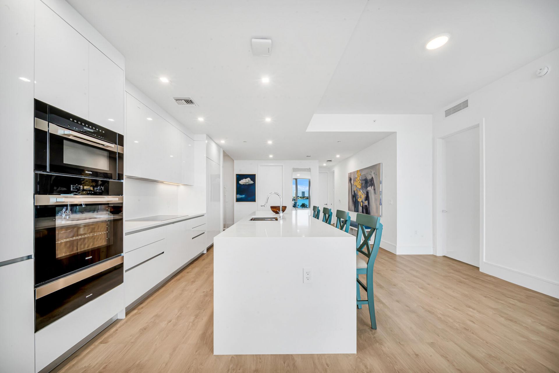 220 Lake Shore Drive, Unit 502, Lake Park, FL 33403 Photo