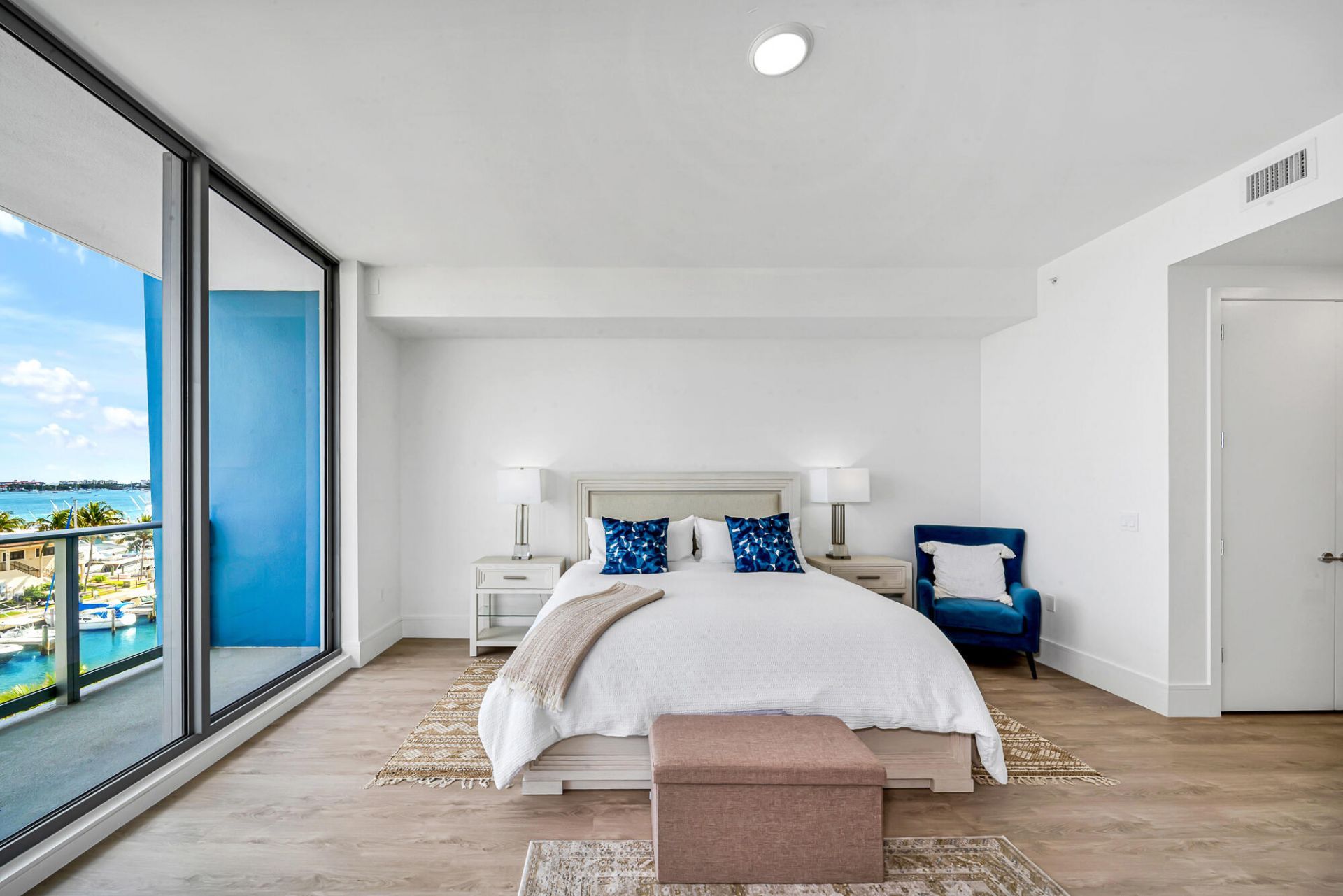 220 Lake Shore Drive, Unit 502, Lake Park, FL 33403 Photo