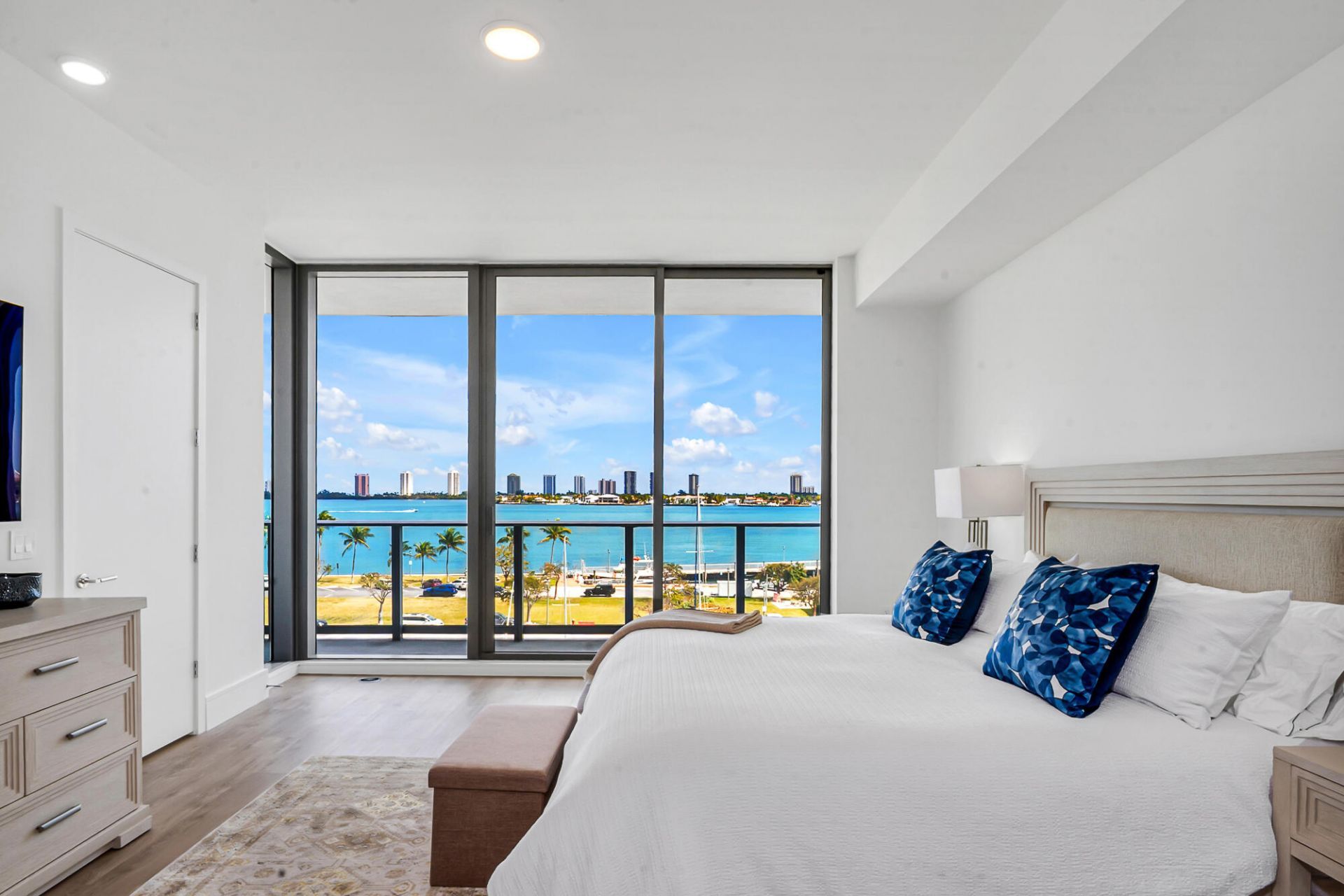 220 Lake Shore Drive, Unit 502, Lake Park, FL 33403 Photo