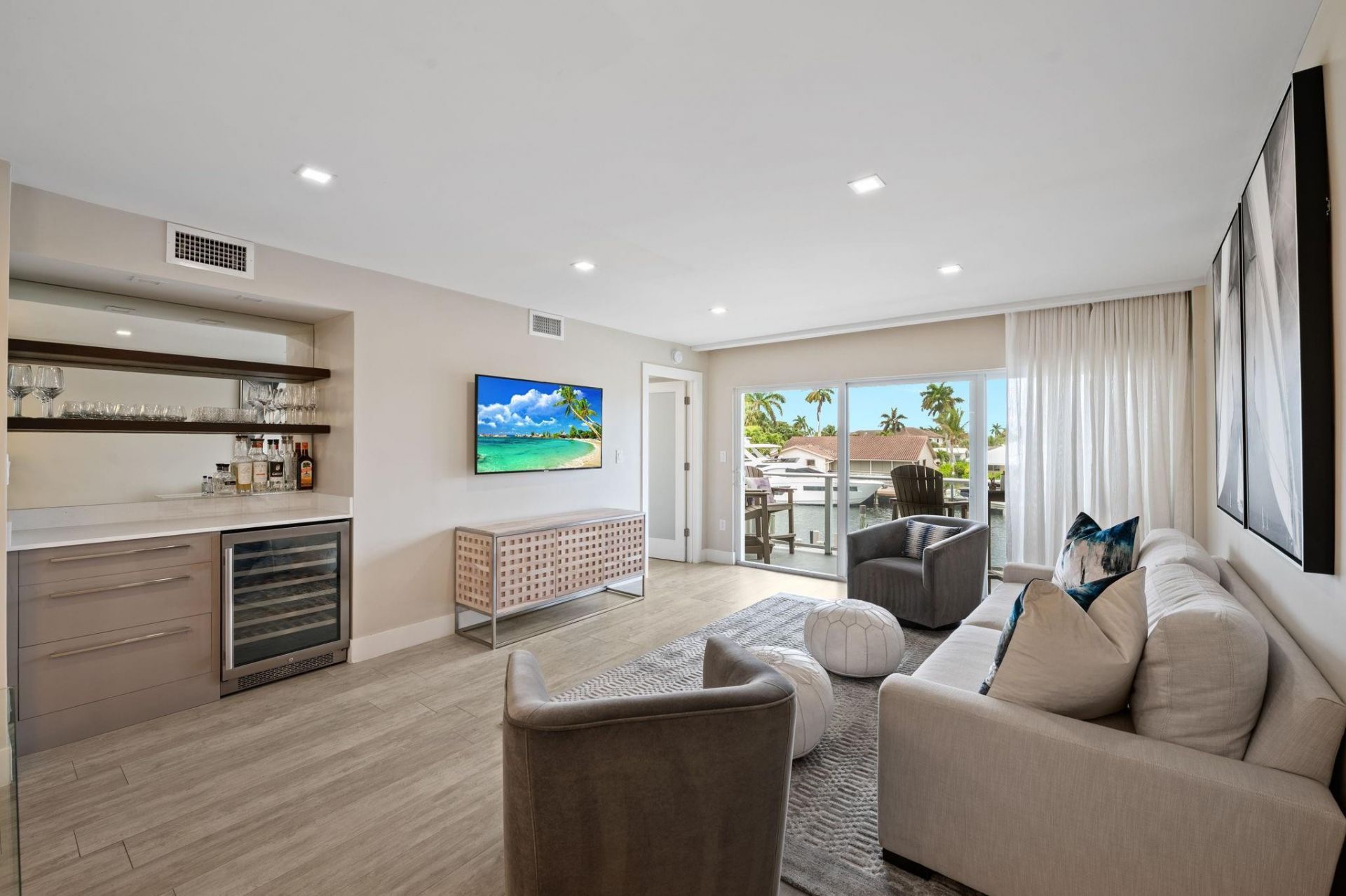 140 NE 28th Avenue, Unit 208, Pompano Beach, FL 33062 Photo