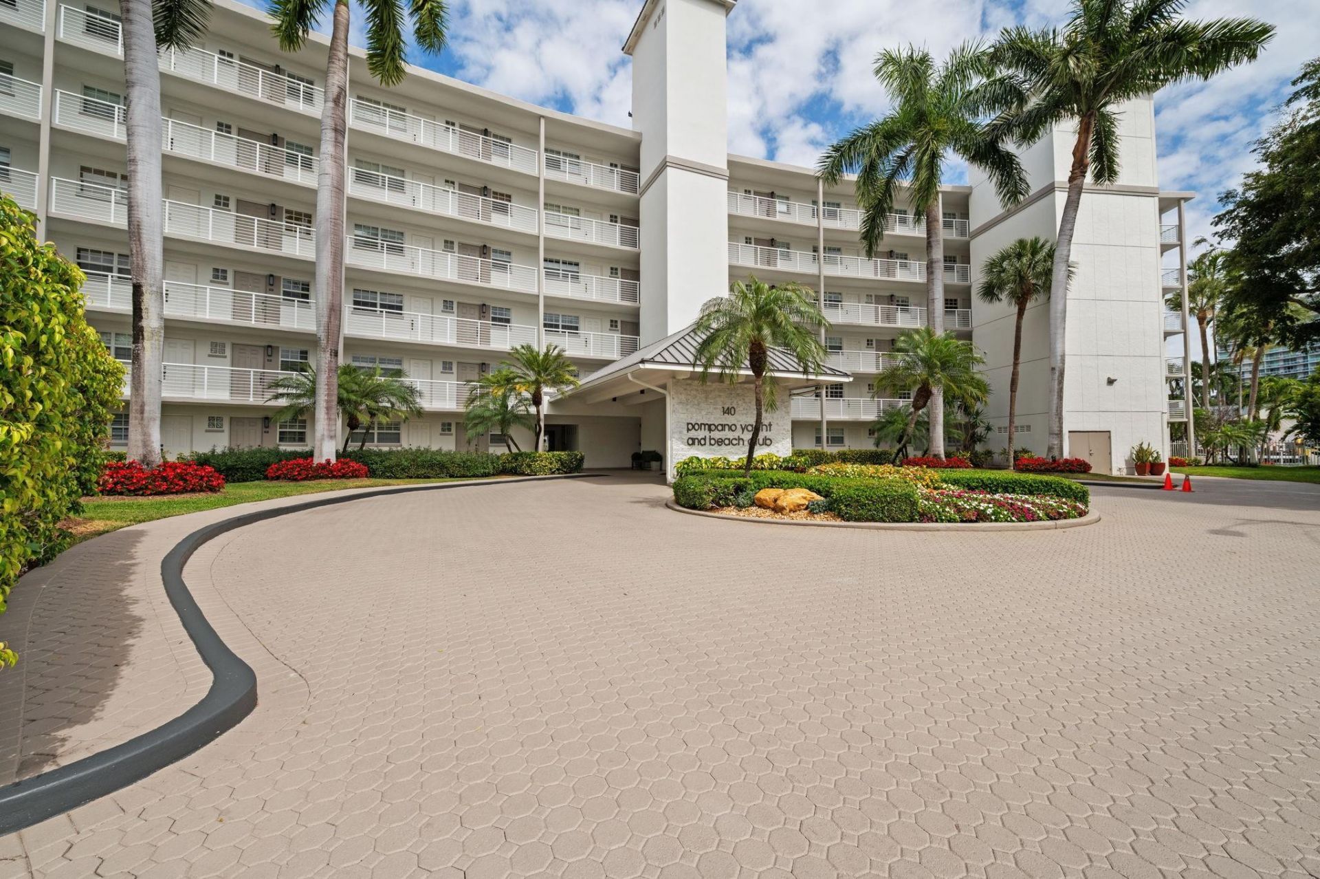 140 NE 28th Avenue, Unit 208, Pompano Beach, FL 33062 Photo