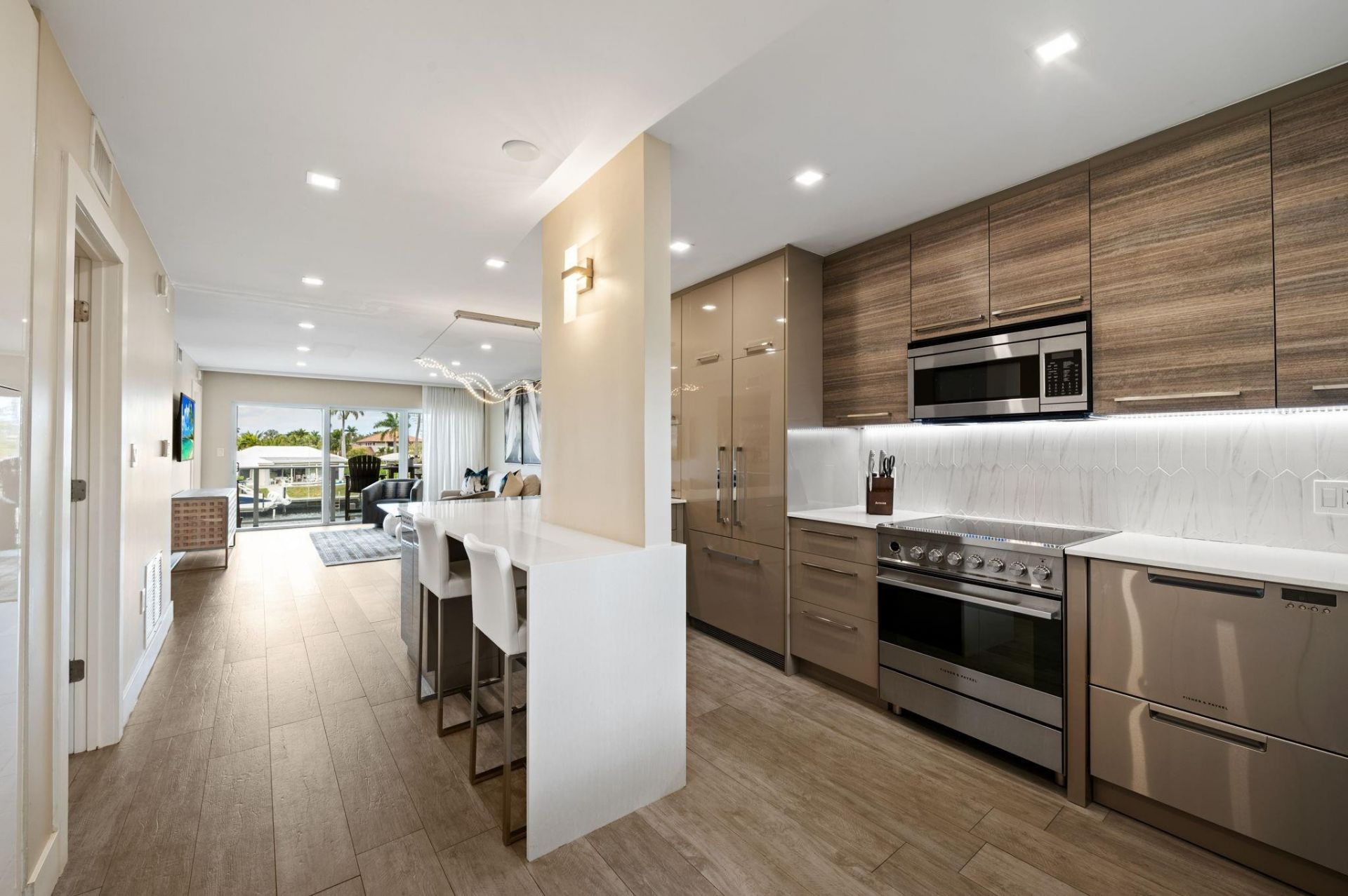 140 NE 28th Avenue, Unit 208, Pompano Beach, FL 33062 Photo