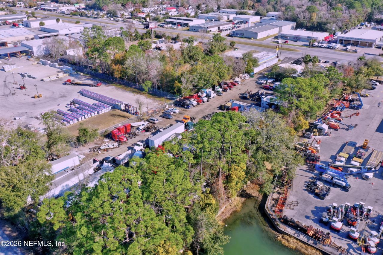 5310 Philips Highway, Jacksonville, FL 32207 Photo