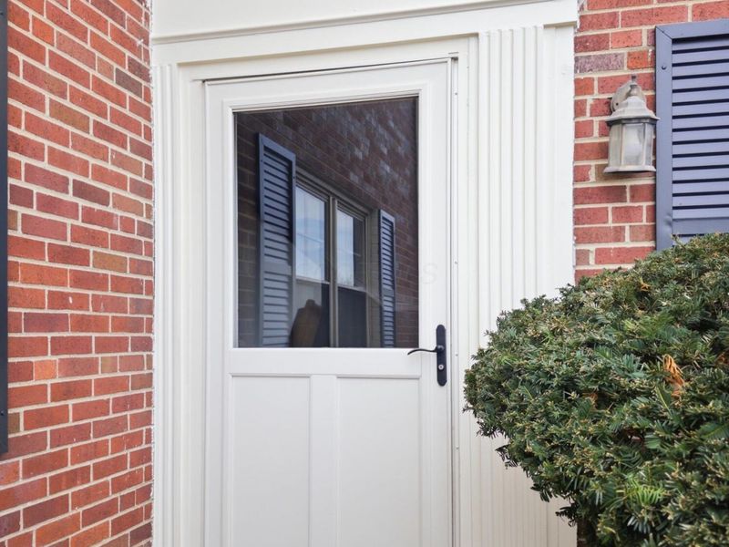 1109 Sells Avenue, Unit L, Columbus, OH 43212 Photo 4