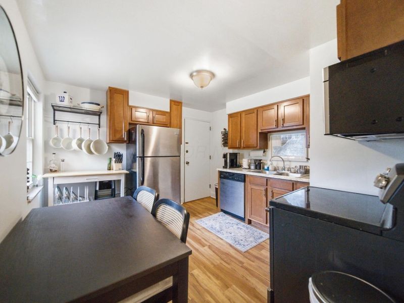 1109 Sells Avenue, Unit L, Columbus, OH 43212 Photo 8