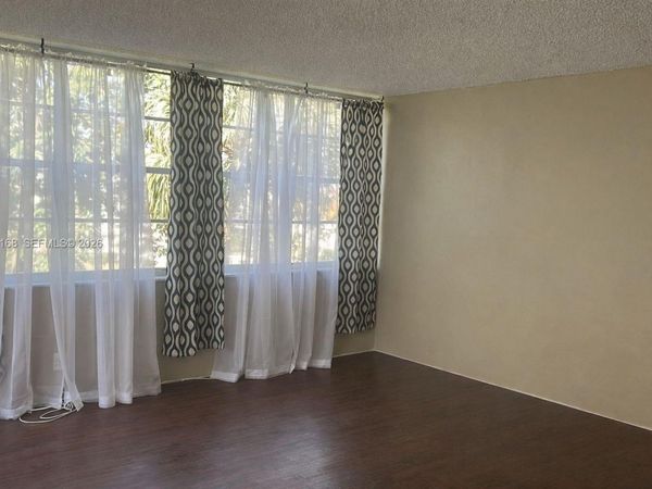 2761 Taft St , Unit 304, Hollywood, FL 33020