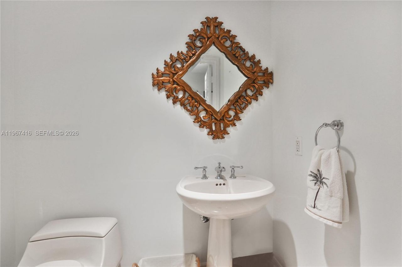 6051 N Ocean Dr, Unit 302, Hollywood, FL 33019 Photo