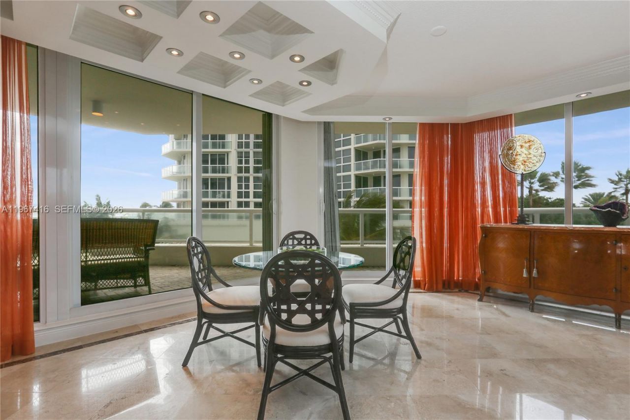 6051 N Ocean Dr, Unit 302, Hollywood, FL 33019 Photo