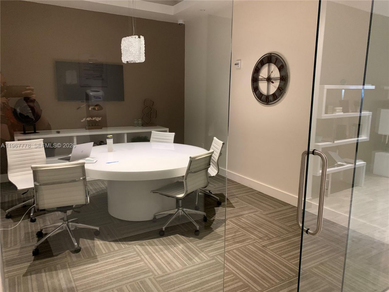 999 SW 1st Ave, Unit 2415, Miami, FL 33130 Photo