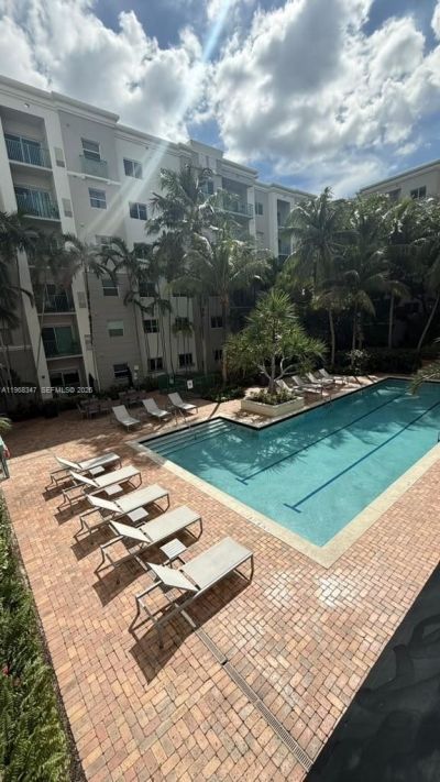 6001 SW 70th St, Unit 217, South Miami, FL 33143 Photo