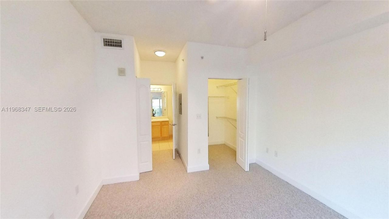 6001 SW 70th St , Unit 217, South Miami, FL 33143 Photo