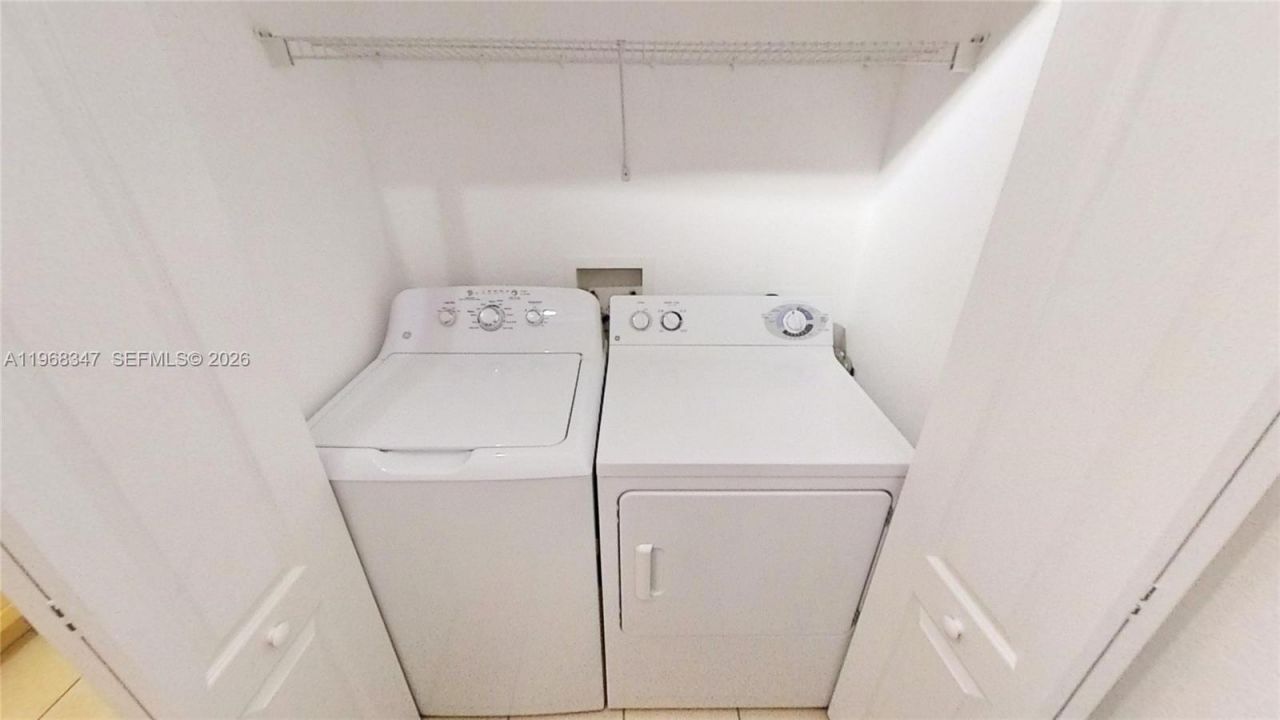 6001 SW 70th St , Unit 217, South Miami, FL 33143 Photo