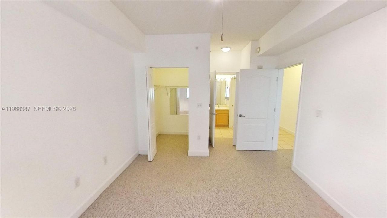 6001 SW 70th St , Unit 217, South Miami, FL 33143 Photo