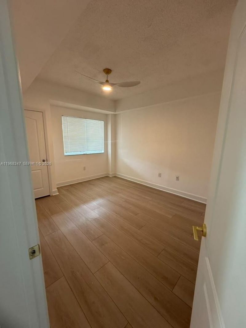 6001 SW 70th St, Unit 217, South Miami, FL 33143 Photo