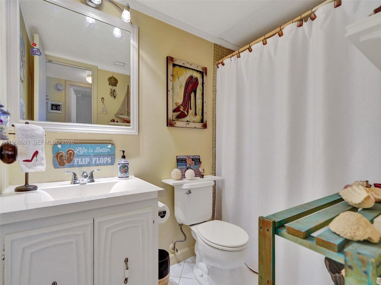 2861 Somerset Dr , Unit 211, Lauderdale Lakes, FL 33311 Photo