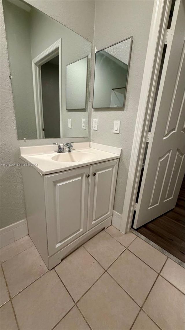 13272 Old Biscayne Dr, Unit 104, Homestead, FL 33033 Photo