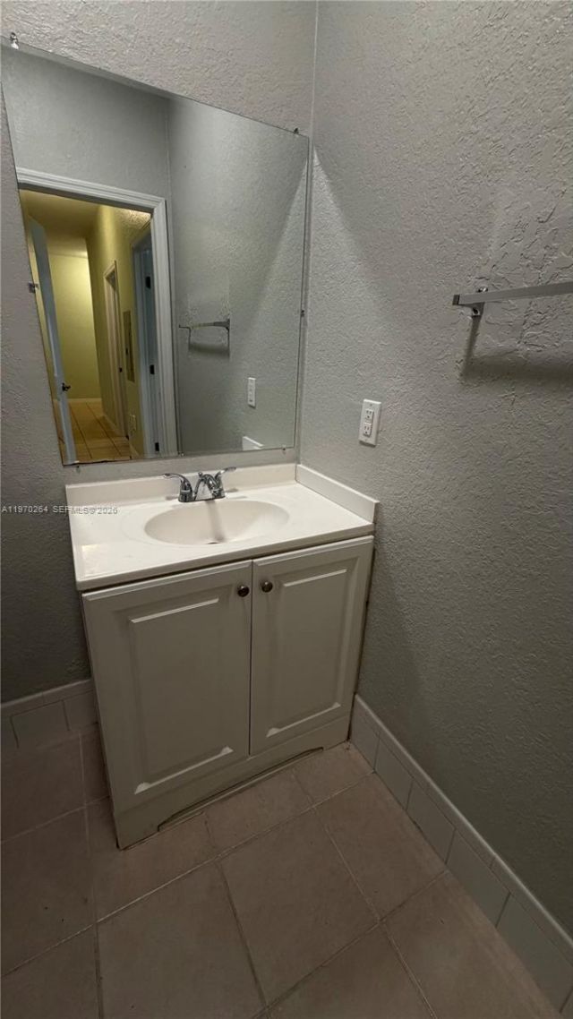 13272 Old Biscayne Dr, Unit 104, Homestead, FL 33033 Photo