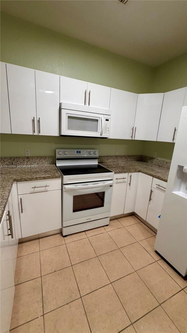 13272 Old Biscayne Dr, Unit 104, Homestead, FL 33033 Photo