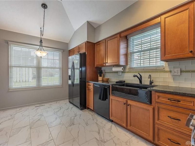 1160 Smugglers Way, Centerville, OH 45459 Photo 10