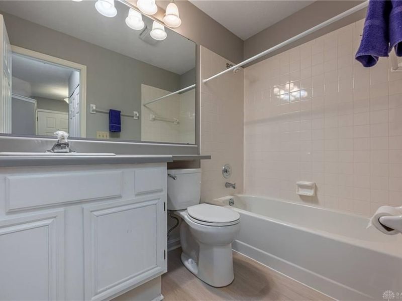 1160 Smugglers Way, Centerville, OH 45459 Photo 14