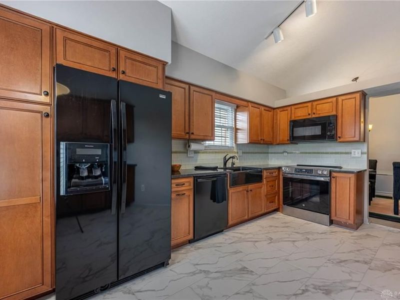 1160 Smugglers Way, Centerville, OH 45459 Photo 8