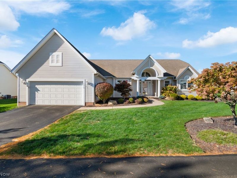 1315 Fieldcrest Drive, Wadsworth, OH 44281 Photo 1