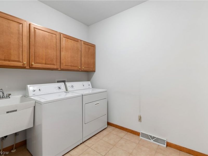 1315 Fieldcrest Drive, Wadsworth, OH 44281 Photo 23