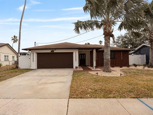 5921 DENVER STREET NE, ST PETERSBURG, FL 33703