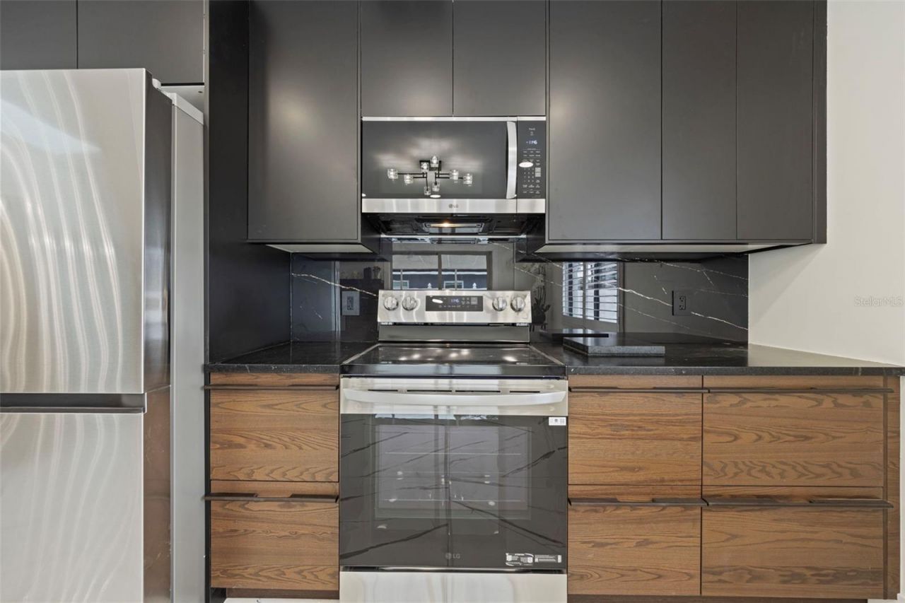 5921 Denver Street Ne, Saint Petersburg, FL 33703 Photo