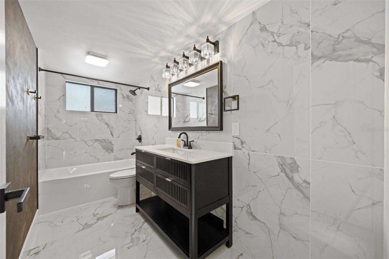 5921 Denver Street Ne, Saint Petersburg, FL 33703 Photo