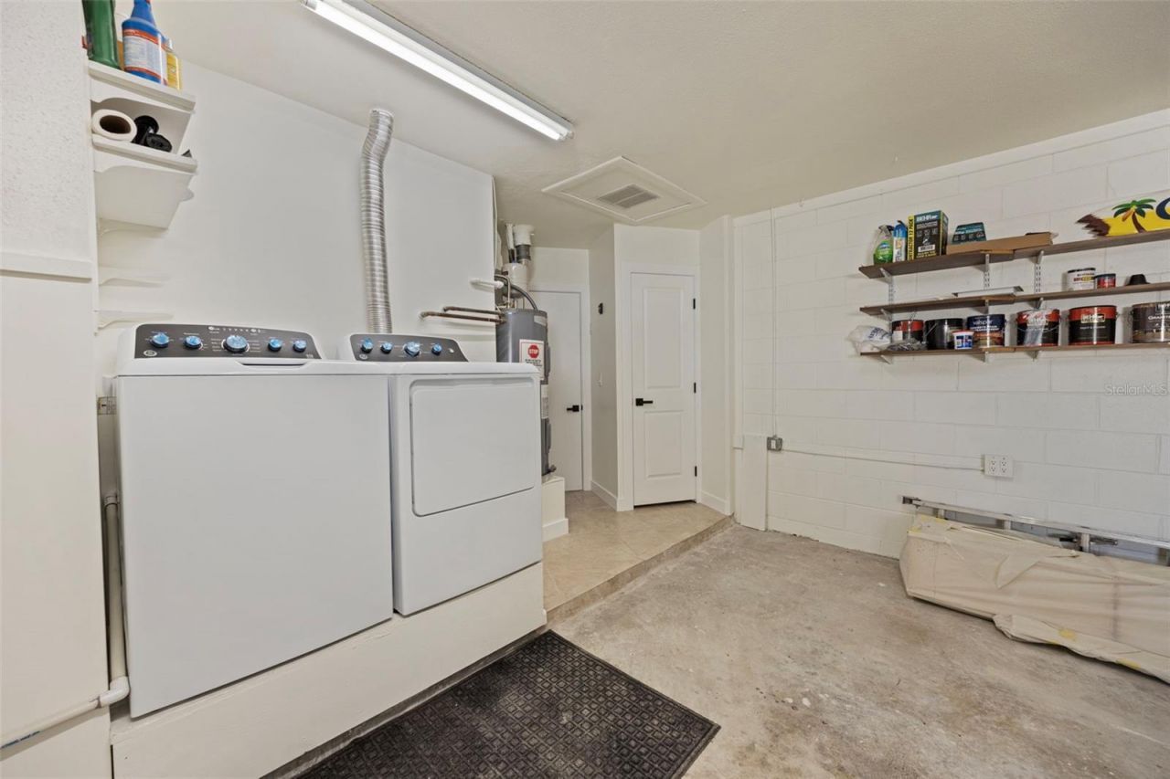 5921 Denver Street Ne, Saint Petersburg, FL 33703 Photo