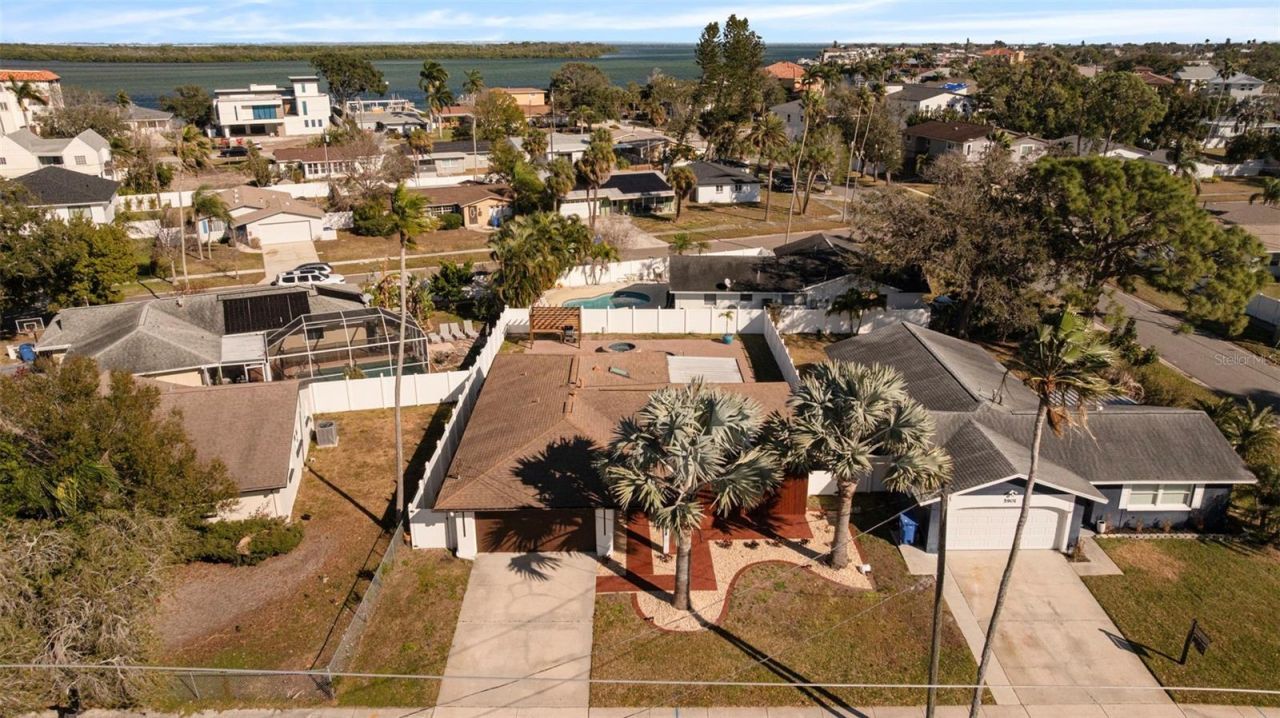 5921 Denver Street Ne, Saint Petersburg, FL 33703 Photo