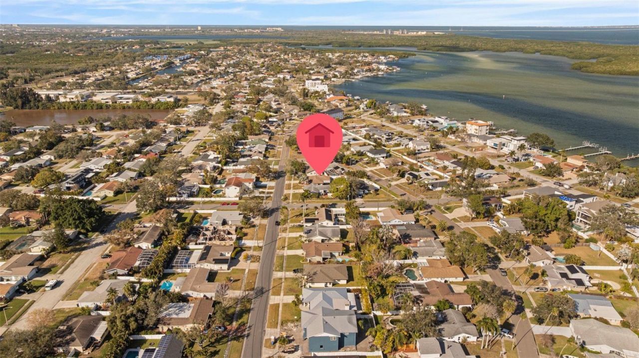 5921 Denver Street Ne, Saint Petersburg, FL 33703 Photo