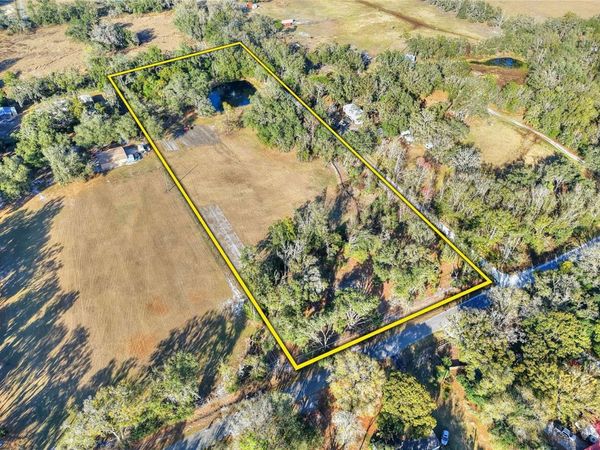 8602 BACK ROAD, PLANT CITY, FL 33565