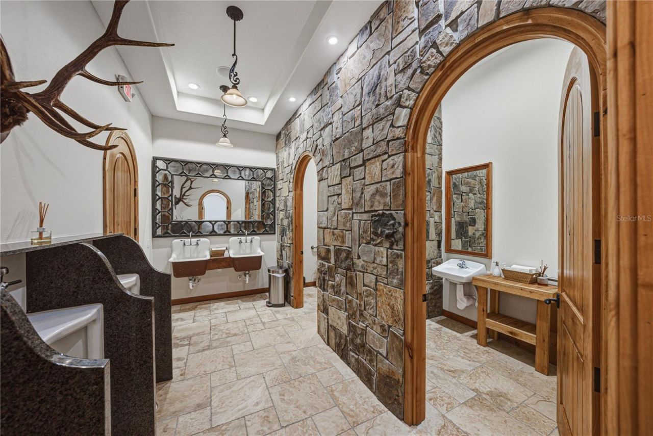 3505 Gallagher Road, Dover, FL 33527 Photo