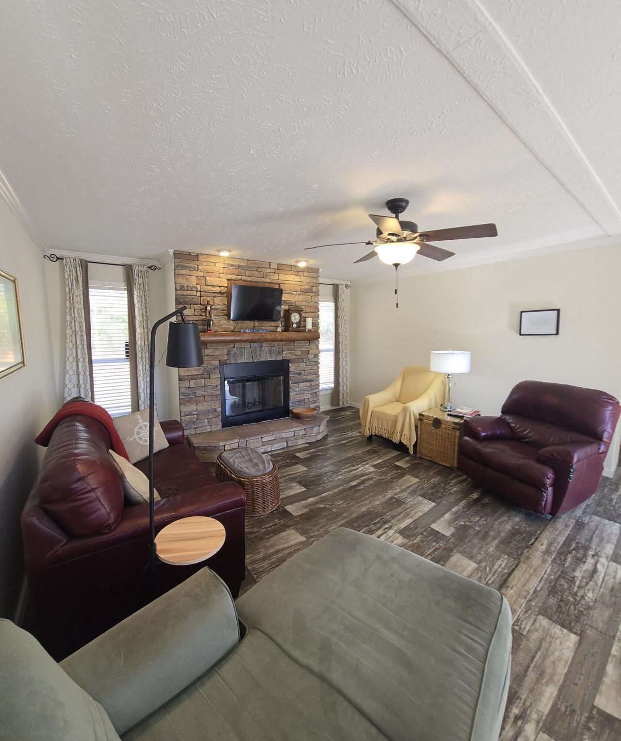 1792-b Breezy Bay Way Photo 5