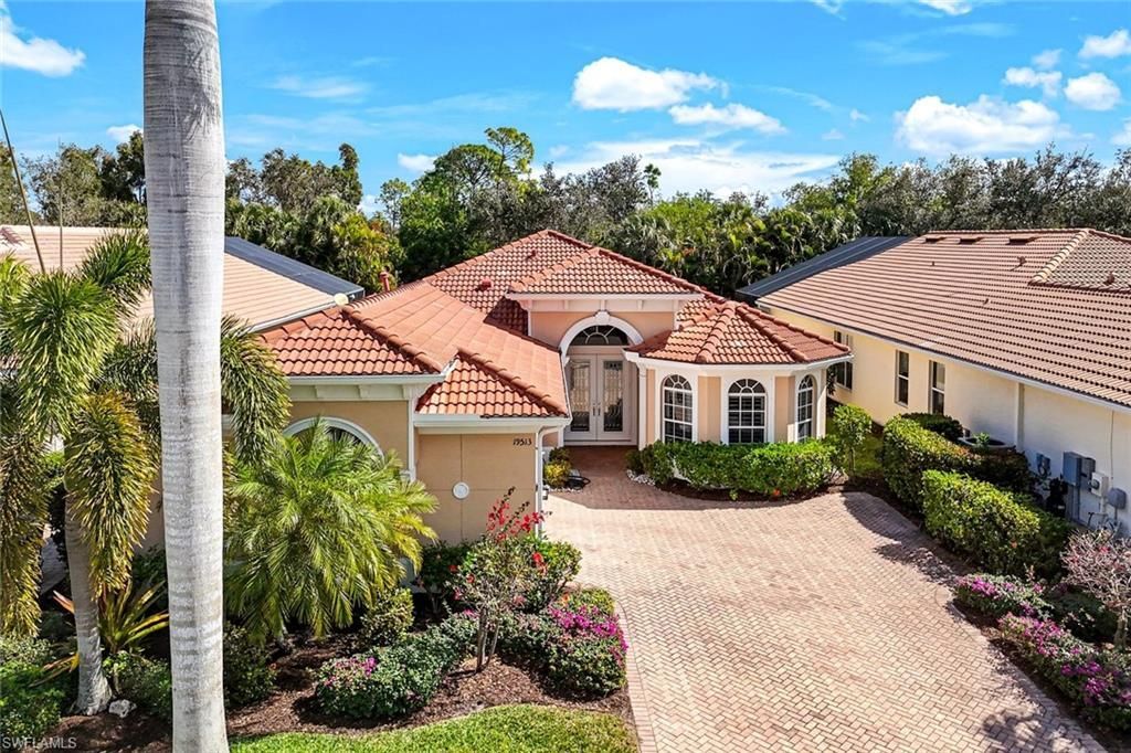 19513 Caladesi Dr, Estero, FL 33967 Photo