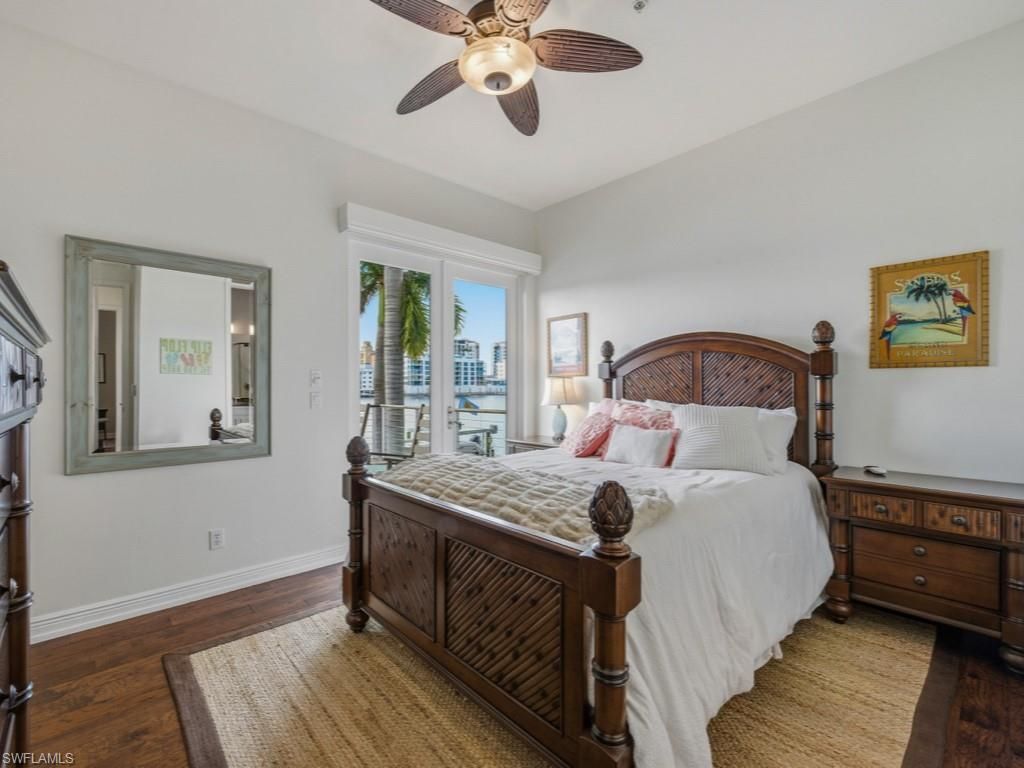 390 Oak Ave, Naples, FL 34108 Photo